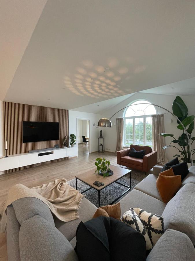 4-Bedroom Villa With Private Gym And Hot-Tub Reykjavík Eksteriør billede