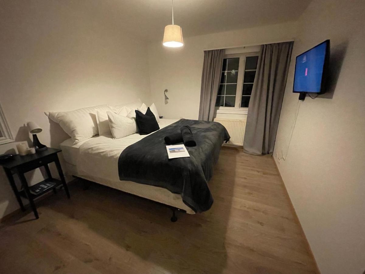 4-Bedroom Villa With Private Gym And Hot-Tub Reykjavík Eksteriør billede